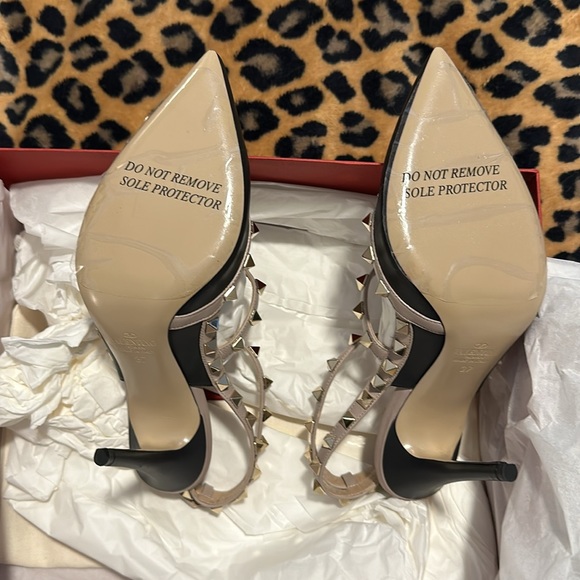 Valentino Rockstud Heels - Picture 4 of 6
